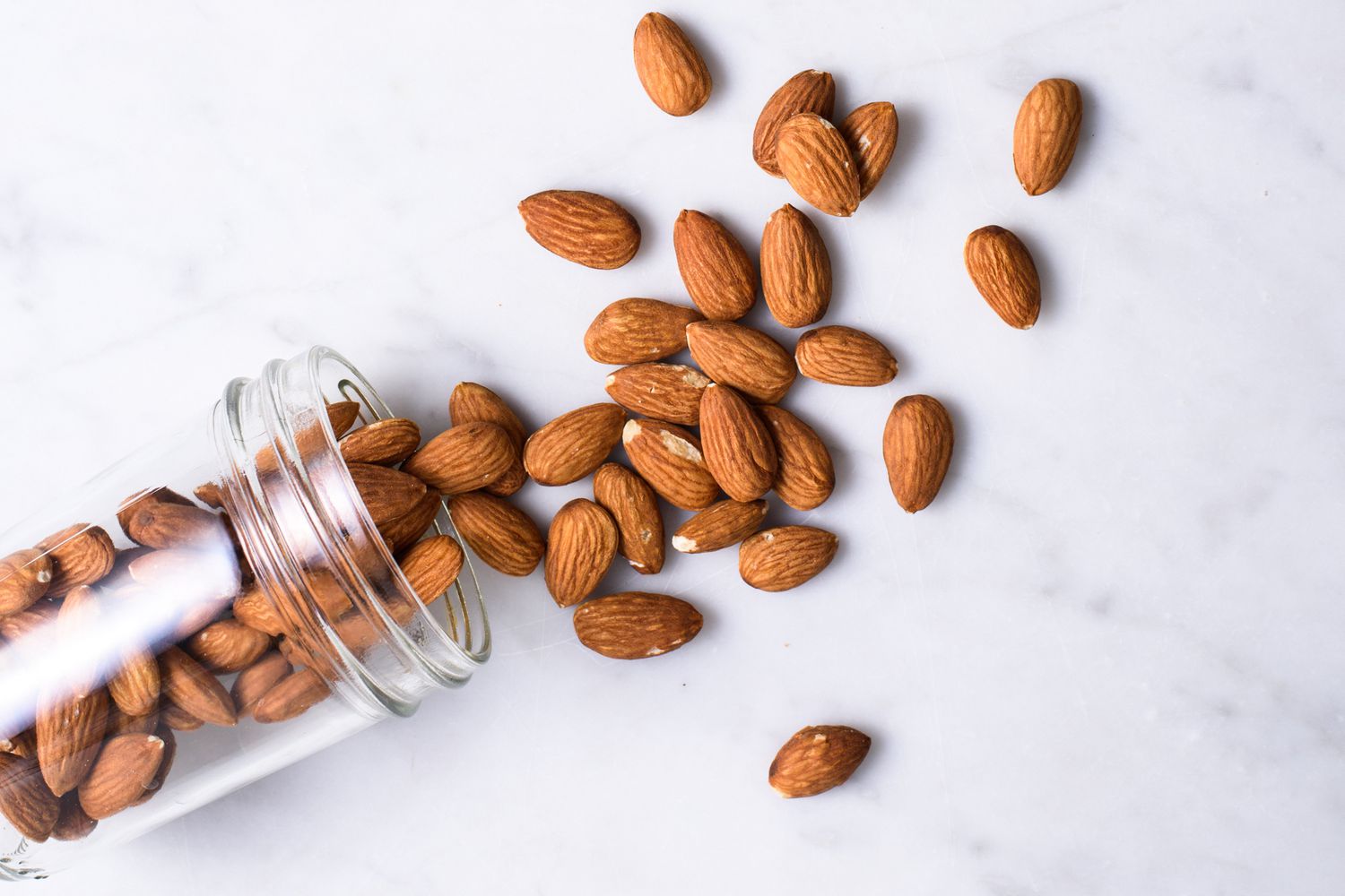 Buy Smoked Almonds Online- A New Way To Healthy Life