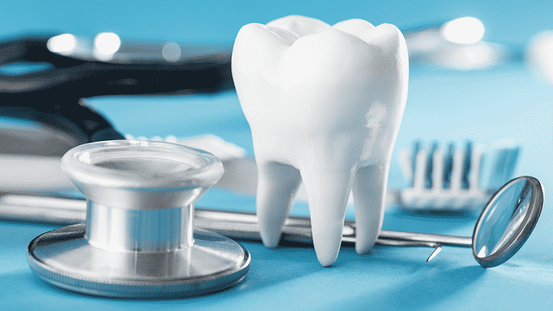 Improve Oral Health with Dental Cleaning