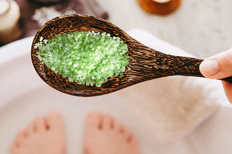 How to Make a Foot Soak That Soothes Tired Feet