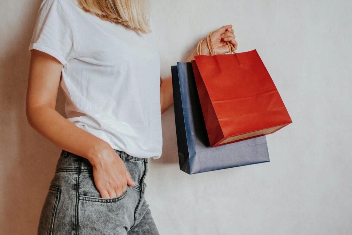 The Role of Printed Carrier Bags in Modern Retail Presentation